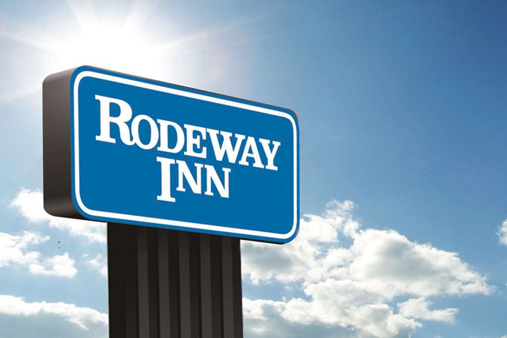 Rodeway Inn Swansea Екстериор снимка